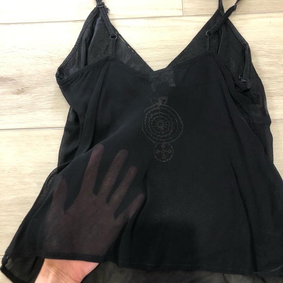 Unique Stunning Black Top - Picture 4 of 7